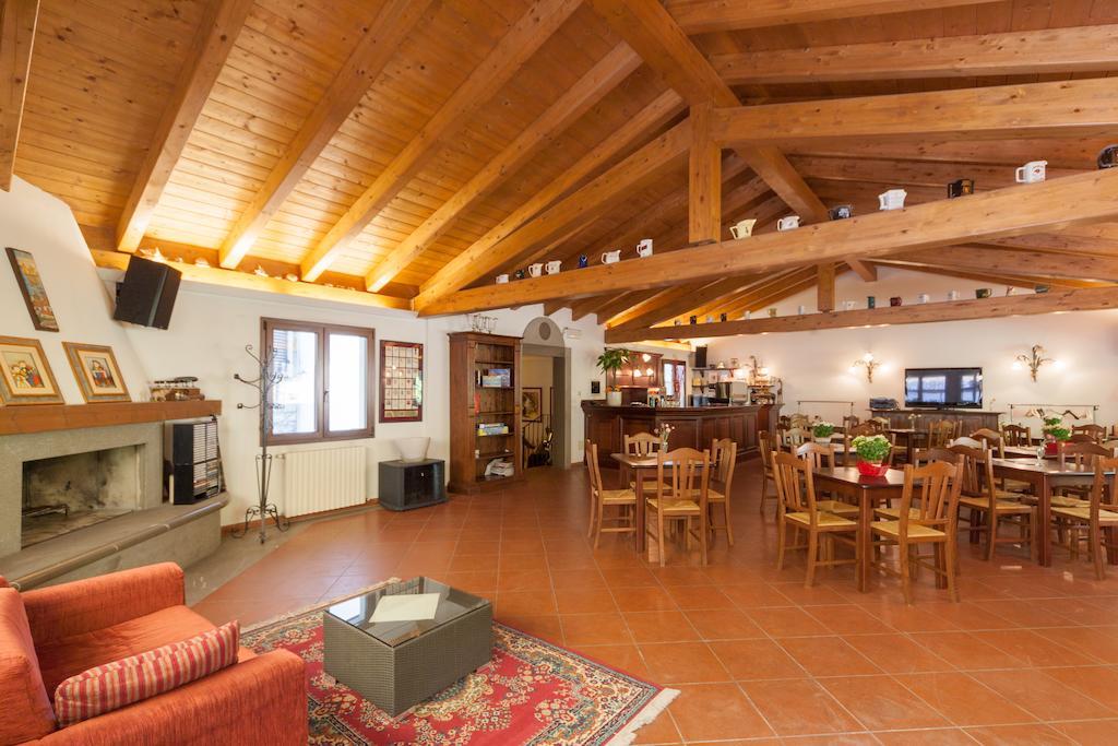 Albergo Ristorante Il Ponte Castiglione dei Pepoli Buitenkant foto