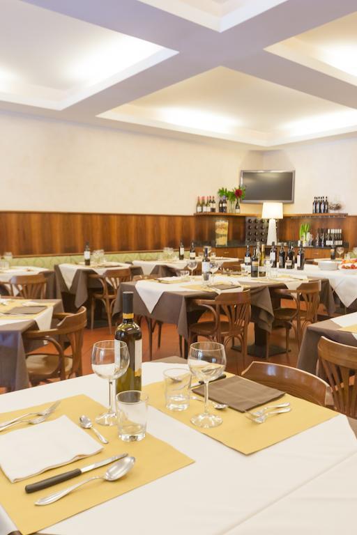 Albergo Ristorante Il Ponte Castiglione dei Pepoli Buitenkant foto