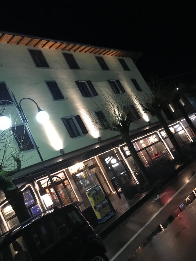 Albergo Ristorante Il Ponte Castiglione dei Pepoli Buitenkant foto